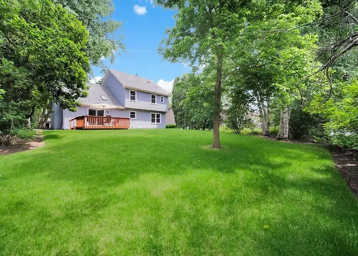 Spacious 4br Sleeps 10 In Real Beds + Huge Yard Ferienhaus Naperville